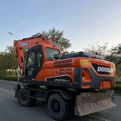 Excavadora de ruedas usadas Doosan DX210W Mini hidráulica excavadora de segunda mano 20100 kg