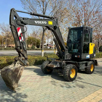 VOLCO EC60 Excavadora de segunda mano multifunción